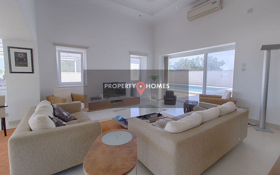 Santa Maria Estate – Modernly Finished Detached Bungalow with Pool – € 1,480,000