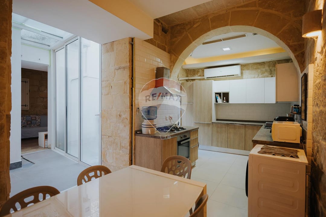 Charming Lija House of Character - Kitchen/Dining