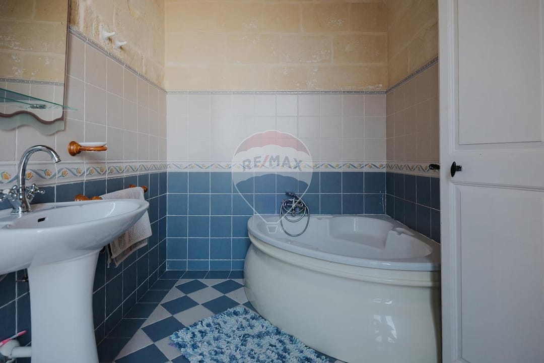 Charming Lija House of Character - Ensuite