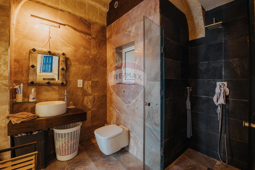 Charming Lija House of Character - Ensuite