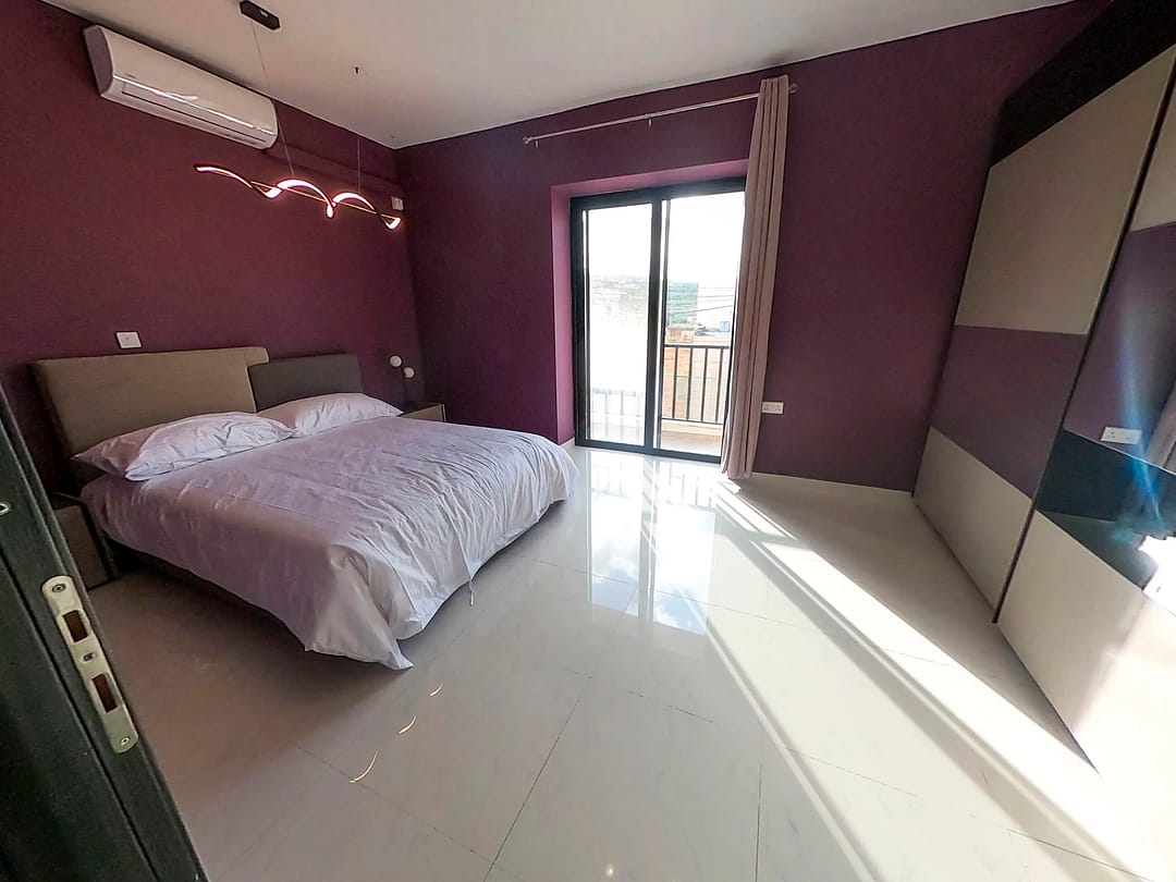 Pembroke Bright Newly Furnished Apartment - Bedroom