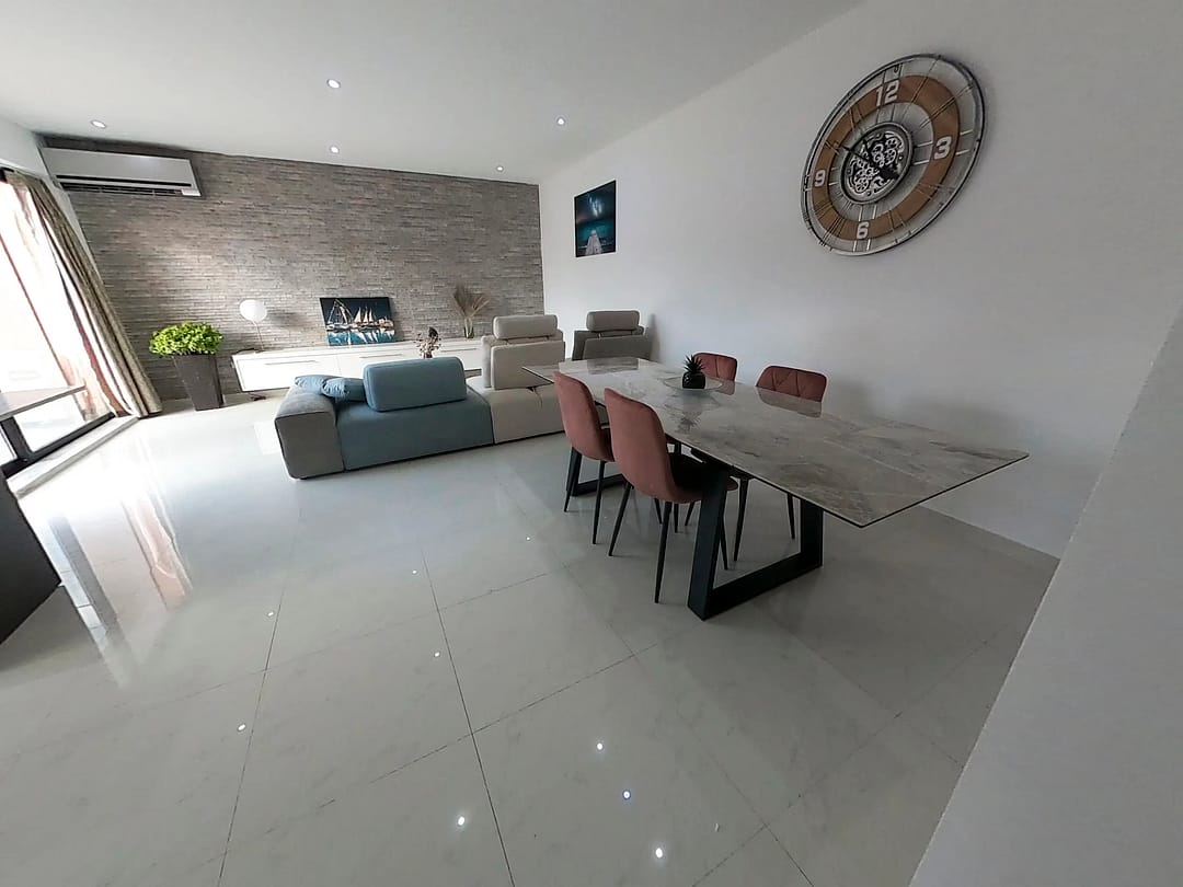 Pembroke Bright Newly Furnished Apartment - open plan