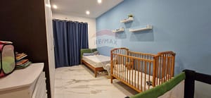 Large Furnished Maisonette - Bedroom