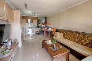 Penthouse with Own Airspace - Open Plan