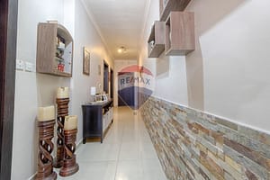 Hallway - Penthouse with Own Airspace