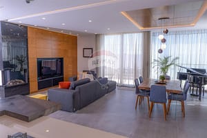 Bungalow in Qawra with Indoor Pool - Living