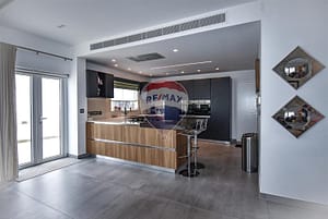 Bungalow in Qawra with Indoor Pool - Kitchen