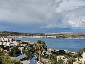 beautiful bungalow with views