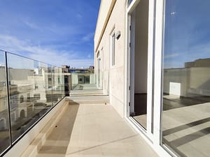 New Apartment in Balzan - Terrace