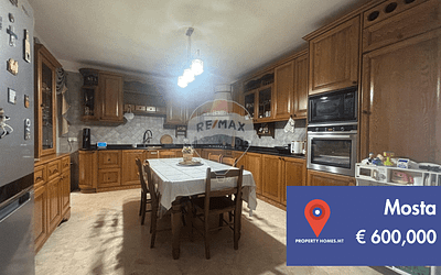 Maisonette with Roof & Garage